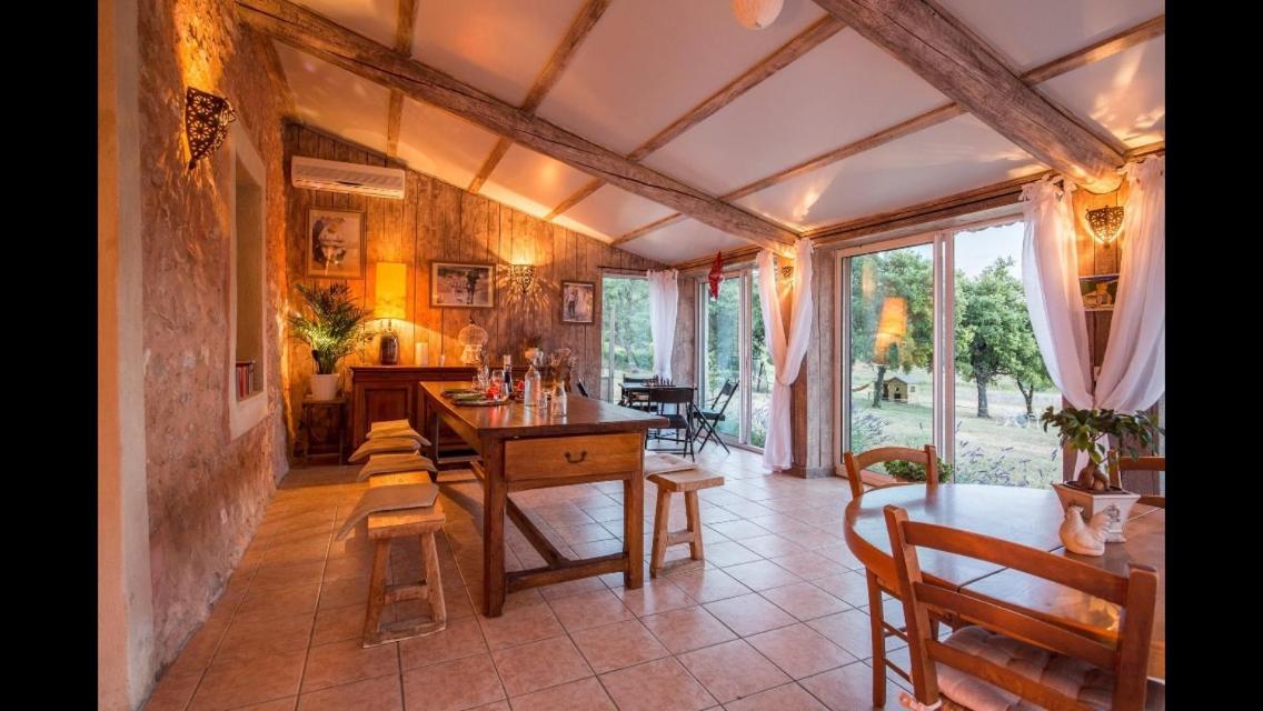 Chambres D'Hotes De La VerrerieLioux エクステリア 写真